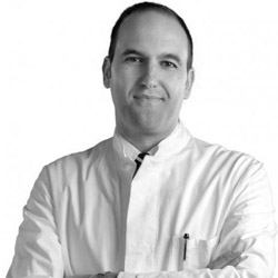 Dr. Pablo Martínez